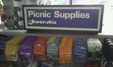 [23apr02-sexy-picnic-supplies.jpg]