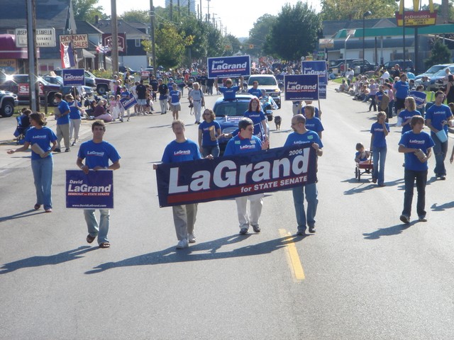 [LaGrand+Labor+Day+Parade+2006+1.jpg]