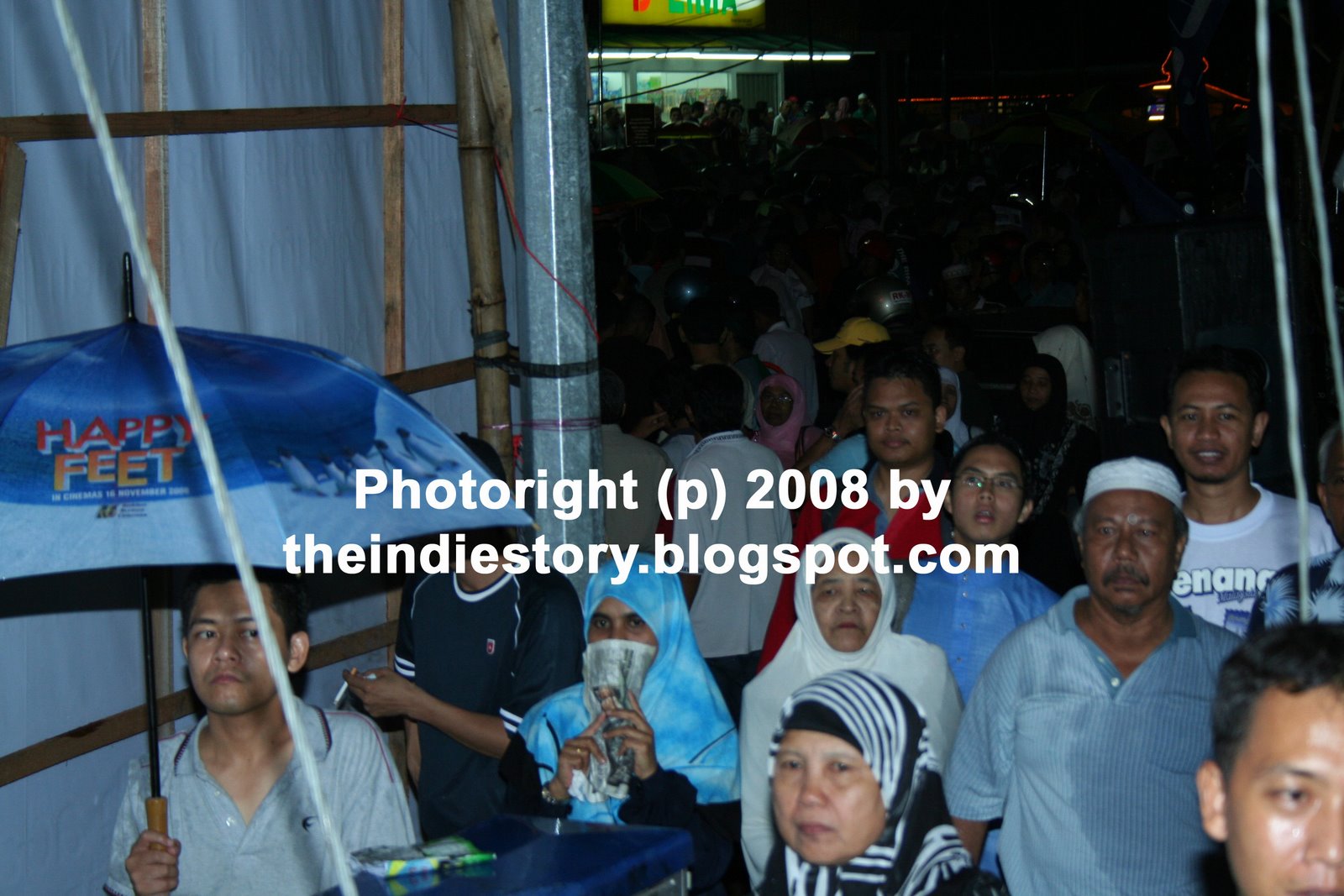 [Anwar+Ibrahim+Kampung+Baru+2008+15.jpg]