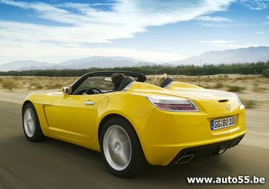 [Opel+GT+2.0+Turbo-3.jpg]