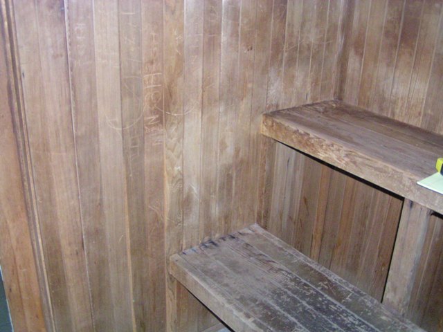 [sauna+before1.JPG]