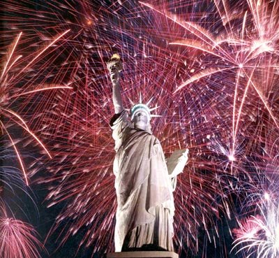 [fireworks+statue+of+liberty.jpeg]
