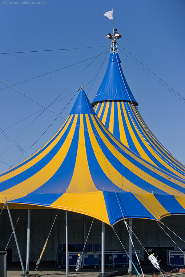 [Cirque+du+Soleil+tents.jpg]