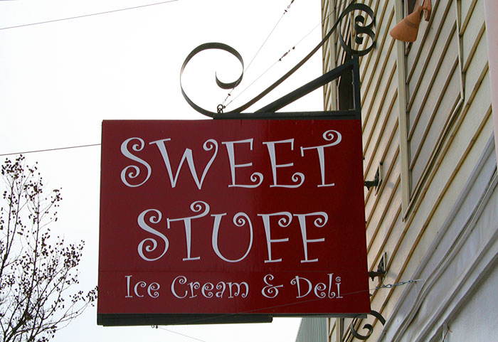 [2008-01-14-056-Sweets-Sign.jpg]