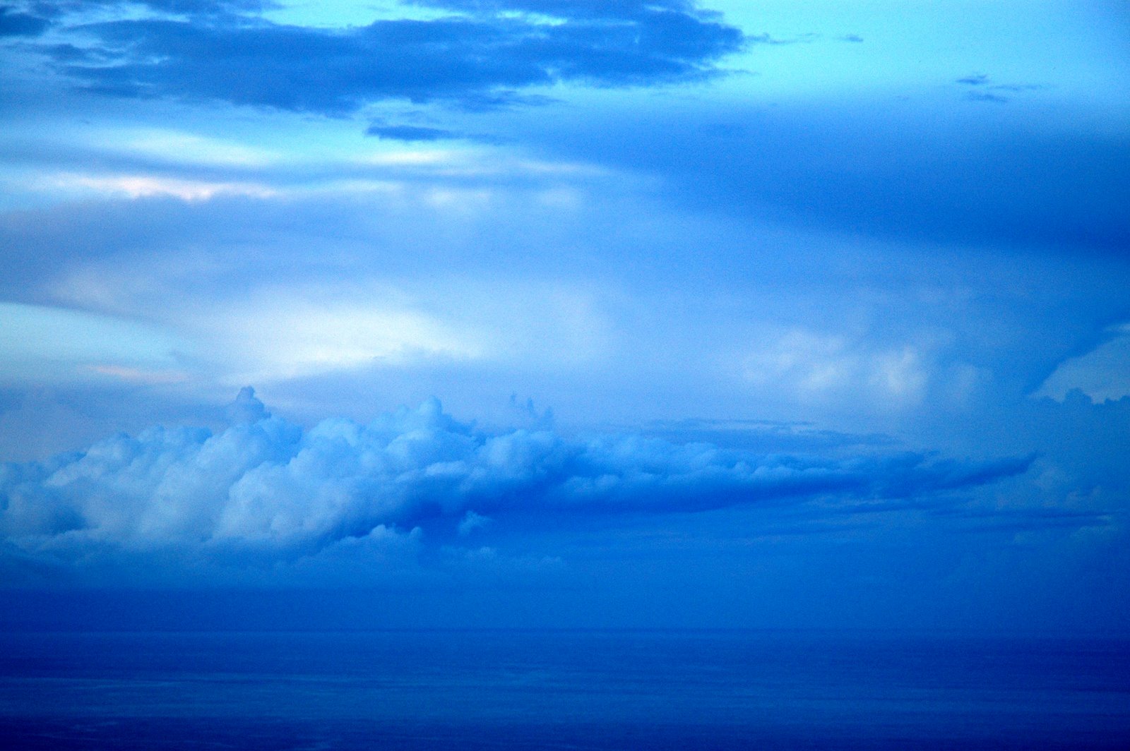 [Costa+Rica+Sky.jpg]