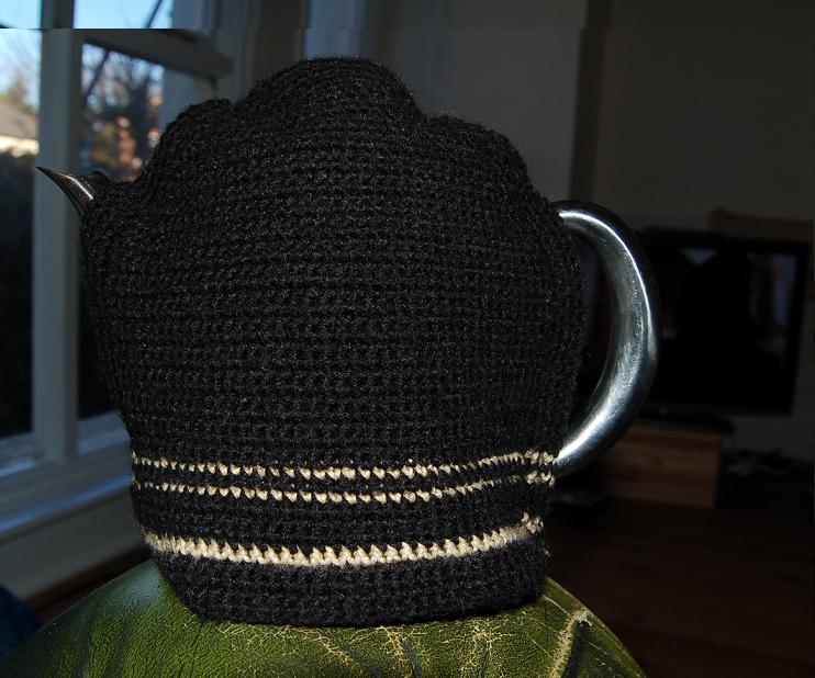 [Black+crochet+tea+cosy.JPG]