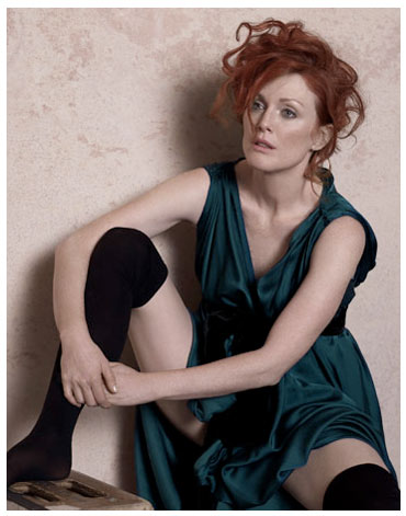 [julianne-moore-harpers-bazaar-may-2008-peter-lindbergh-seated-woman-with-bent-knee.jpg]