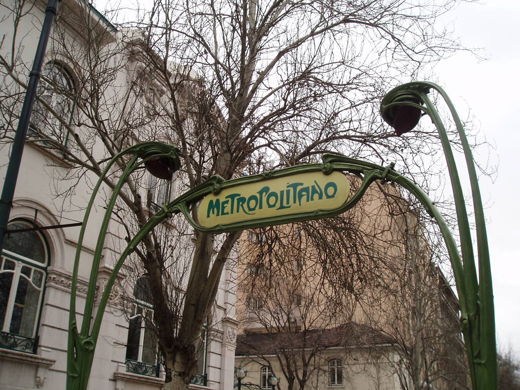 [Metro+2.JPG]