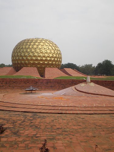 [pondichery-Auroville.jpg]