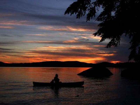 [canoe-sunset.jpg]