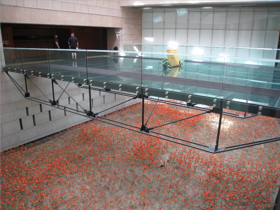 [WWI+Museum+-+glass+walkway+with+poppy+field+below+email+size.jpg]