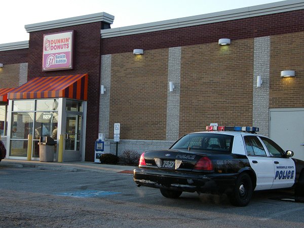 [dunkin+donuts+police+car+3857.jpg]
