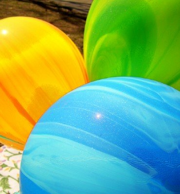 [agate-swirl-balloons.jpg]