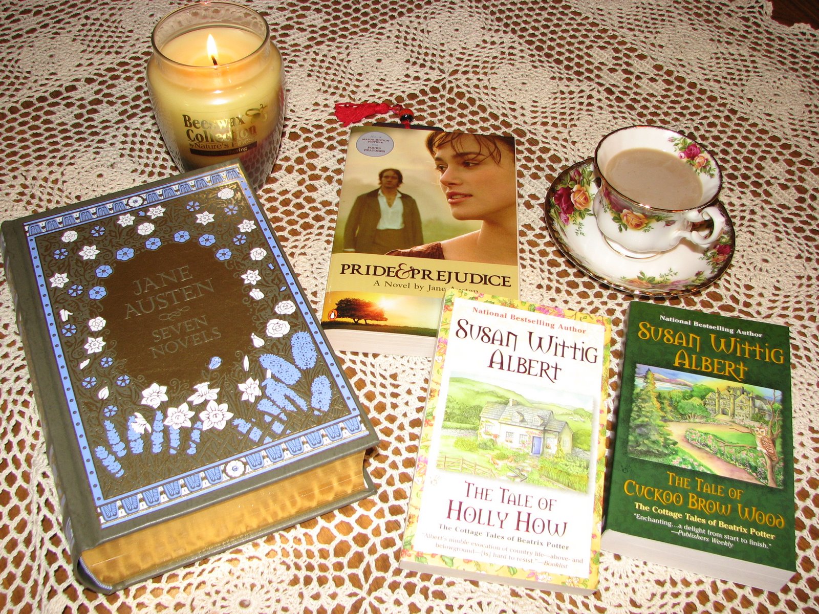 [Jane+Austen+and+Beatrix+Potter+Cottage+Tale+Mysteries.JPG]