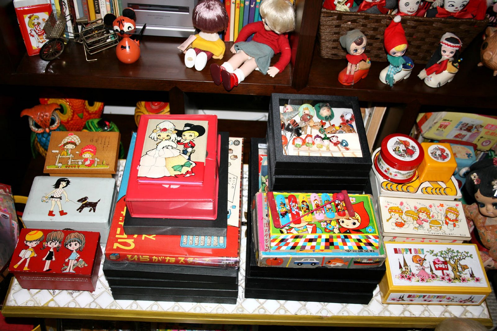 [Boxes+and+Stationery+Reorganized.jpg]