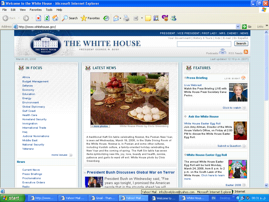 [The%20White%20House%20home%20page-20march08.gif]
