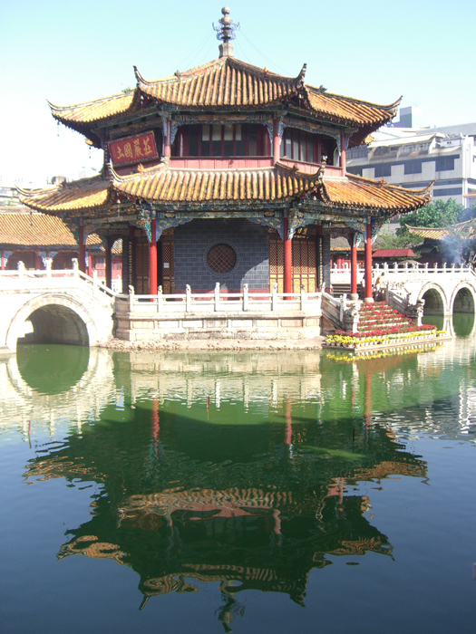 [SM+Kunming+-+Yuantong+Temple.jpg]