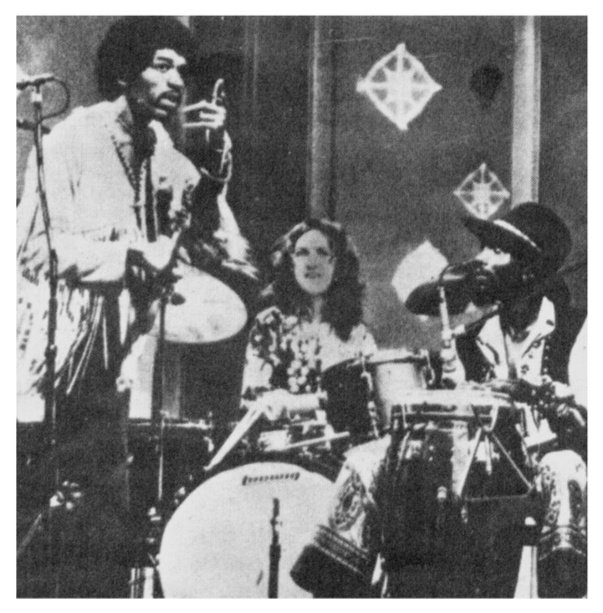[Jimi+Hendrix,+Mitch+Mitchell+e+Juma+Edwards.jpg]