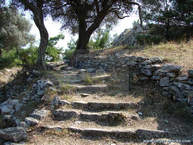 Schody k k chrámu Atheny