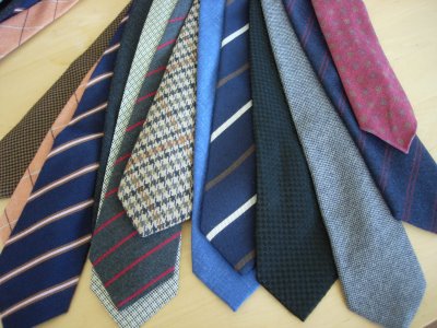 [woolen+neckties.JPG]