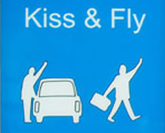 [kiss-and-fly.jpg]