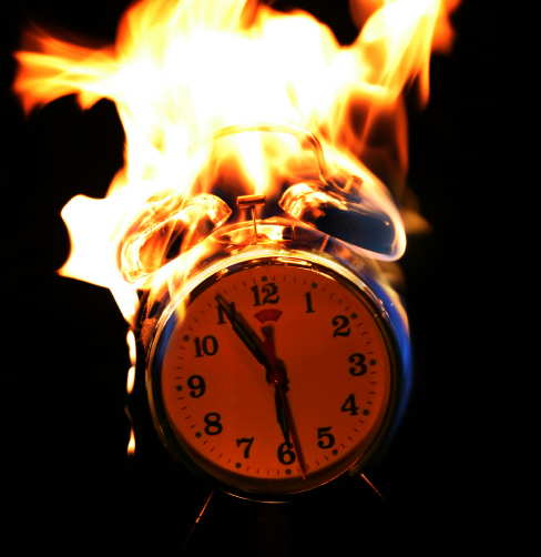 [Clock+on+fire.jpg]