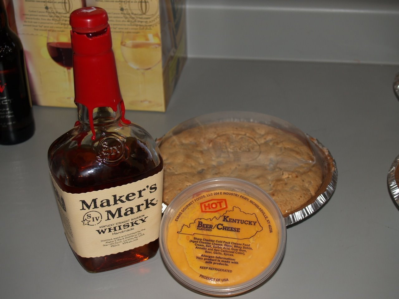 [Beer+Cheese,+Derby+pie+and+Maker's+Mark.JPG]