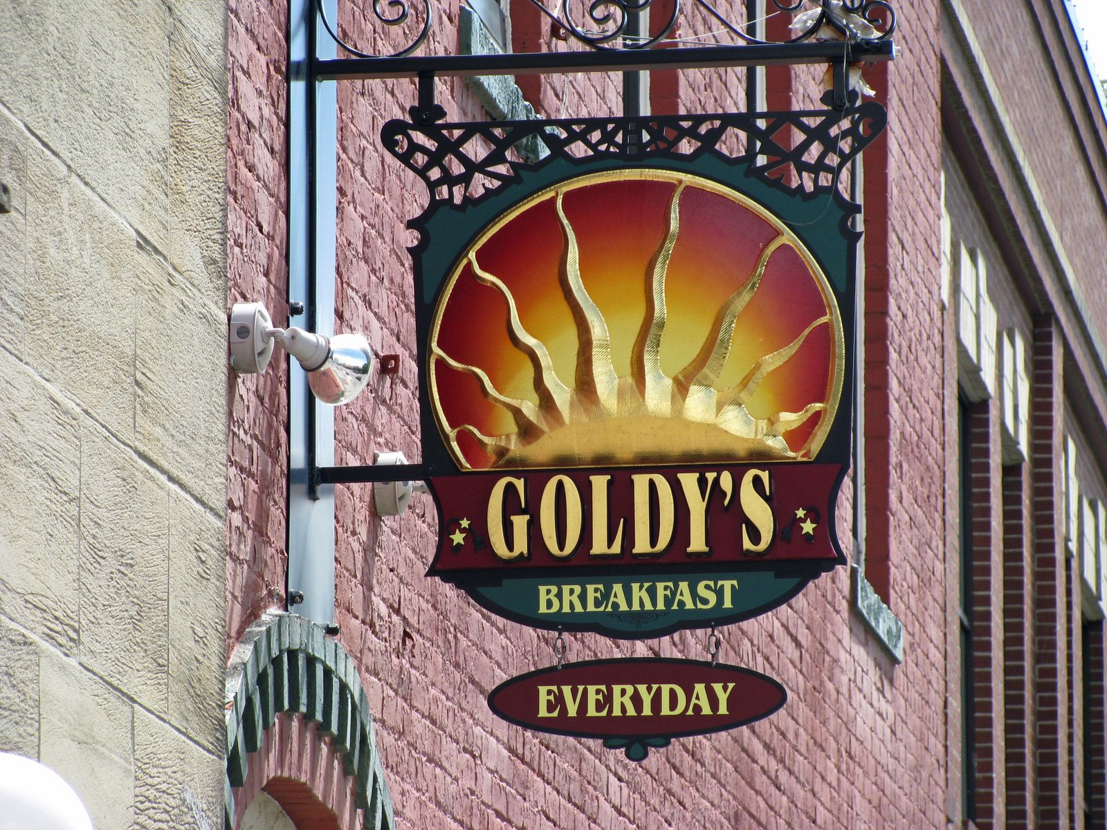[Goldy]