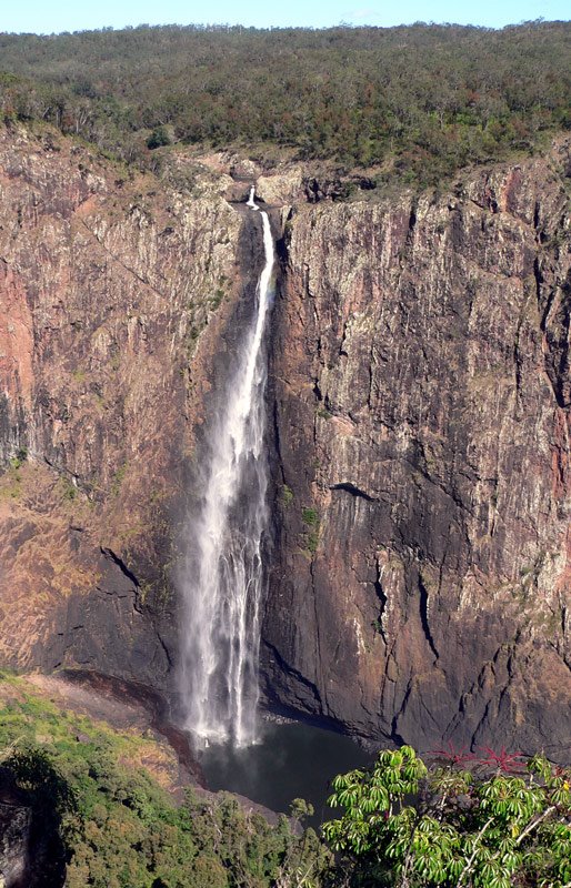 [Lumholtz-waterfall.jpg]