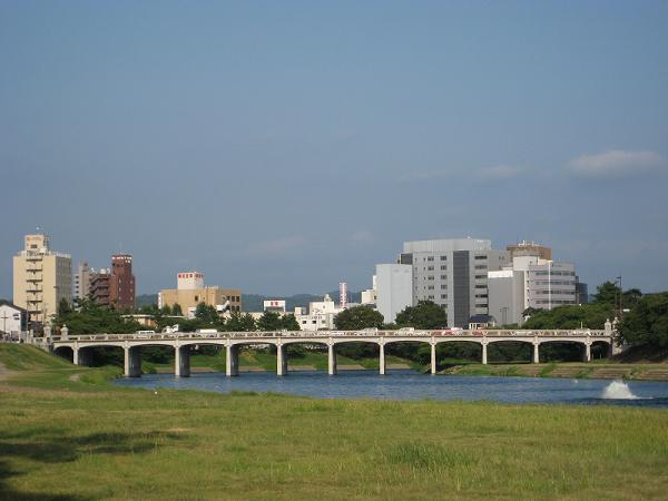 [02+Okazaki+bridge.jpg]