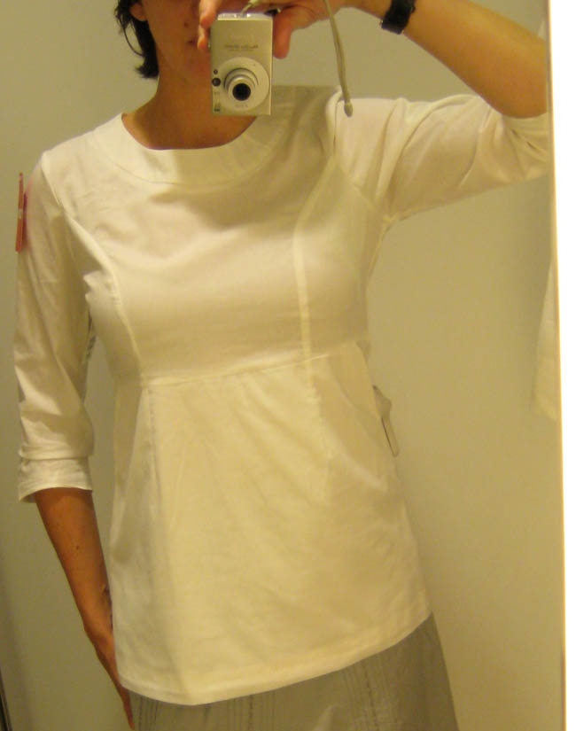 [white+blouse.jpg]