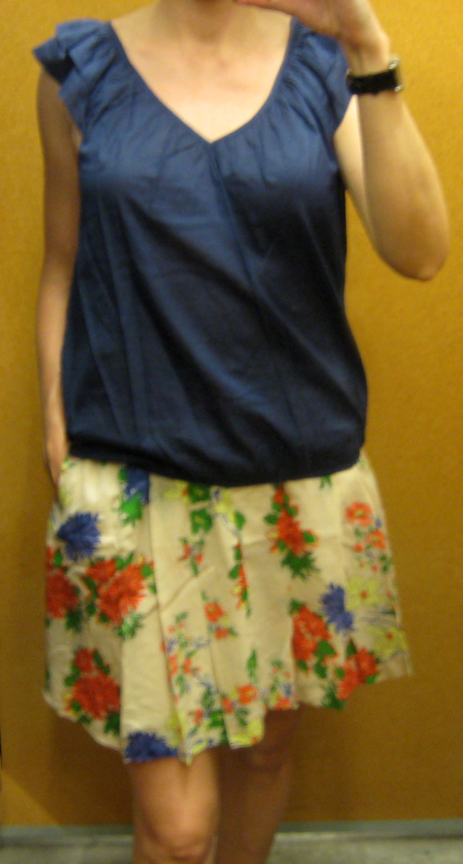[floral+skirt.jpg]