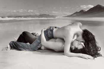 [beijo+na+praia.bmp]