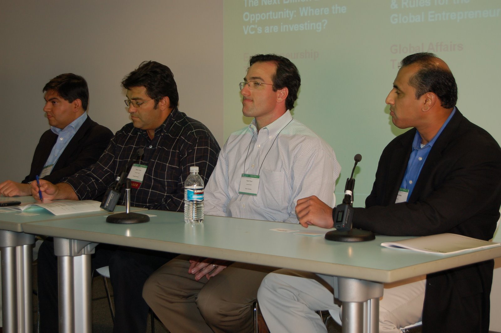 [Where+are+the+VCs+Investing,+panel.JPG]