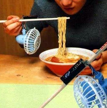 [noodle+fan.jpg]