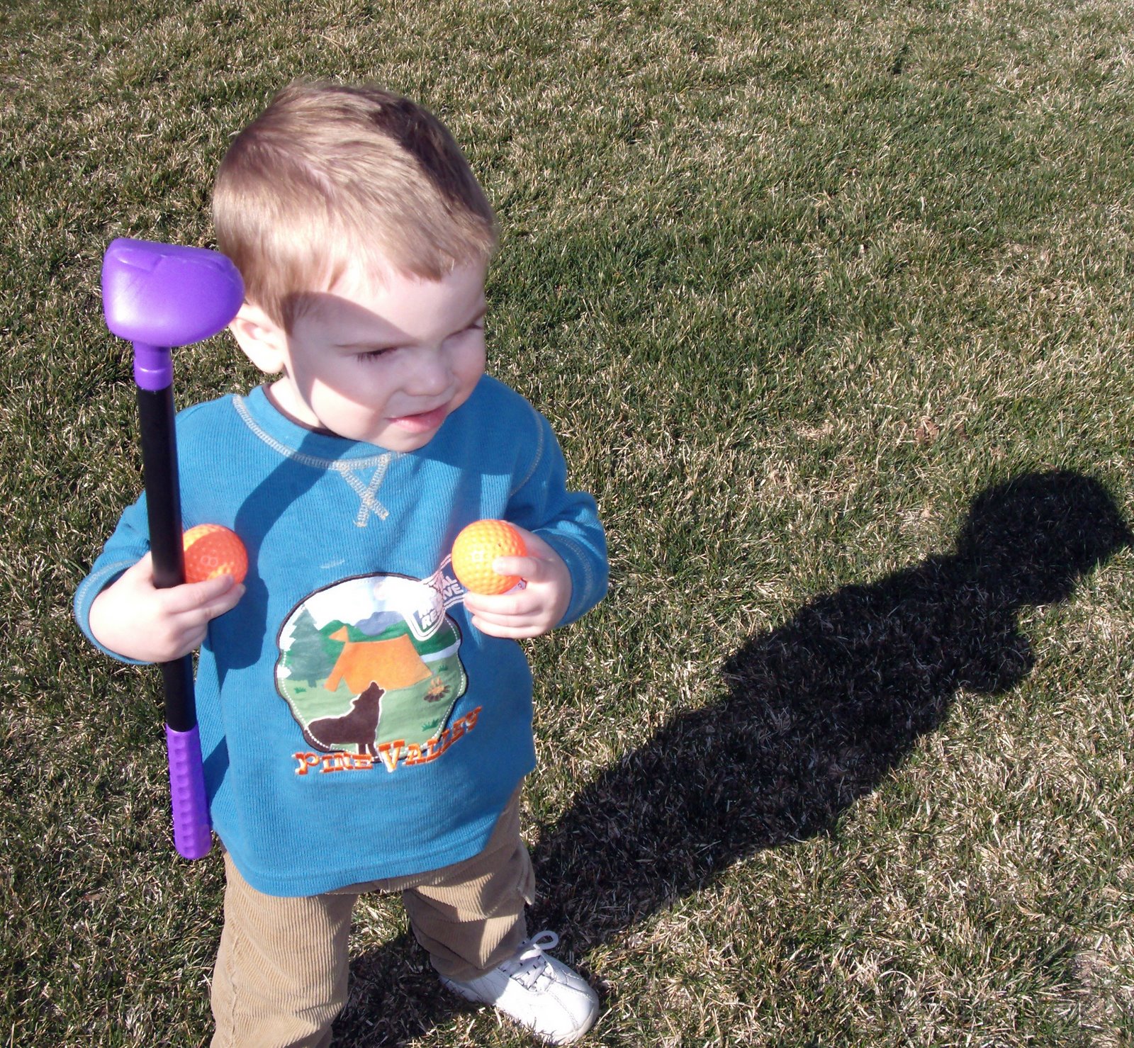 [Carter+and+his+Shadow+golfing.jpg]