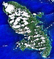 [180px-Martinique_14_6346N_61_0051W_Landsat7.jpg]