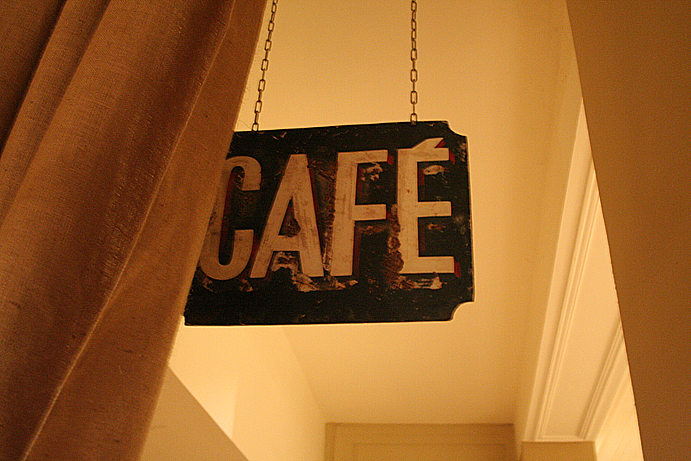 [cafe.jpg]