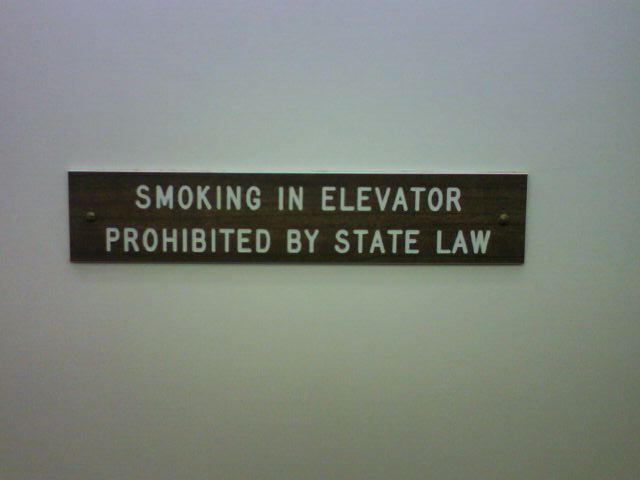 [elevator+no+smoking+sign.JPG]