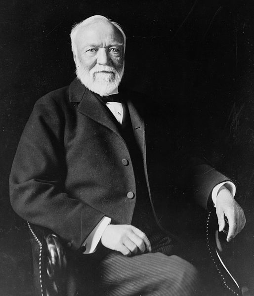 [514px-Andrew_Carnegie,_three-quarter_length_portrait,_seated,_facing_slightly_left,_1913.jpg]