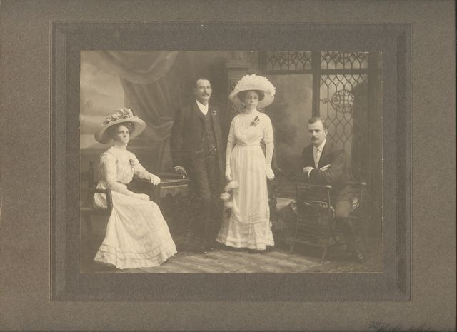 [Harry+McDonald+Dix-Peek+and+Julia+Ochse+wedding+1885+abt_edited-1.jpg]