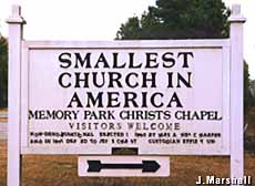 [the+smallest+churches+in+USA.jpg]