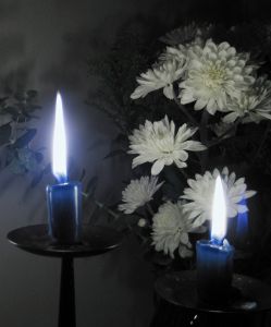 [candles_blue.jpg]