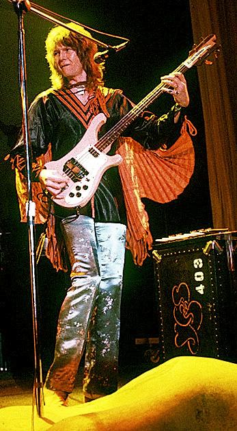 [74-07 Yes Chris Squire.jpg]