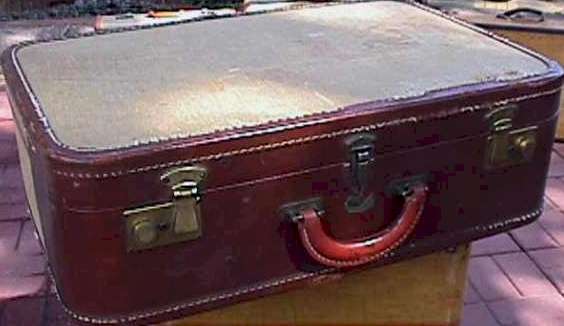 [Antique_Tweed_Suitcase_Vintage_Suitcases_Luggage_TWC-0124-Stratosphere_web.jpg]