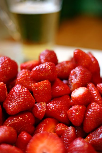 [strawberries1.jpg]