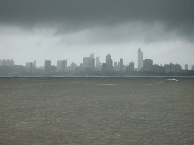 [Monsoon+Mumbai.JPG]