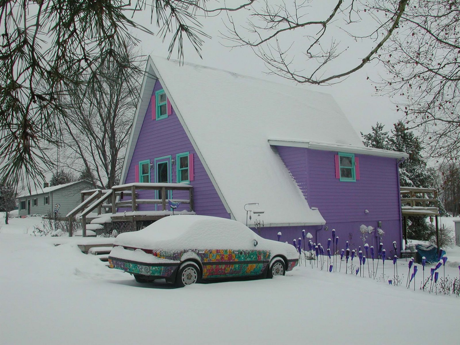 [Purple_snow_house.jpg]