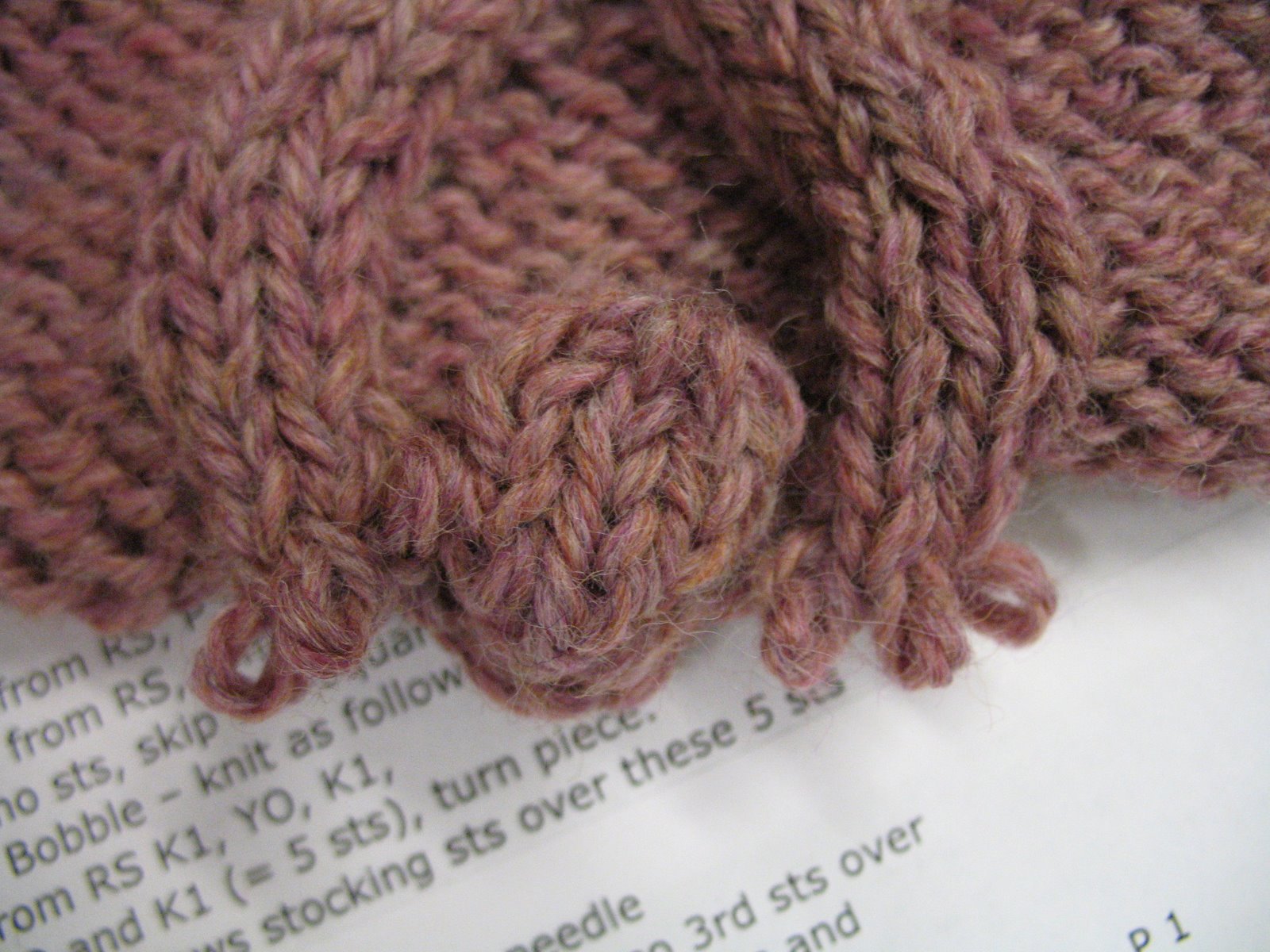 [knitting+001.jpg]