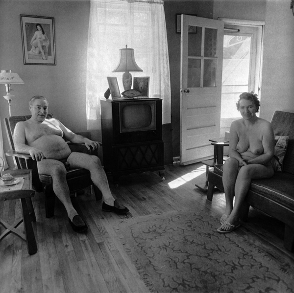 [0012.+Diane+Arbus,+Retired+man+and+his+wife+at+home+in+a+nudist+camp+one+morning,+Diane+Arbus+(New+Jersey,+1963.jpg]